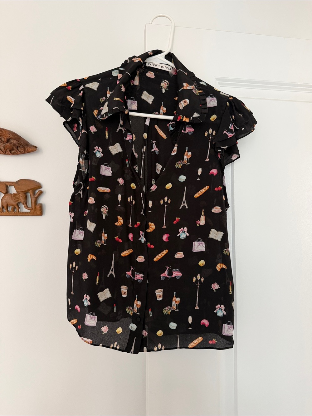 Alice + Olivia Black Parisian Motif Button-Front Blouse